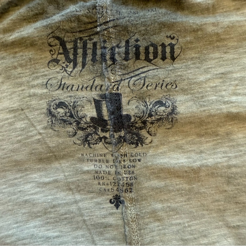 Affliction Standard Series Vneck Graphic Vintage Wash Tee Mens Size Medium Green - Picture 9 of 10